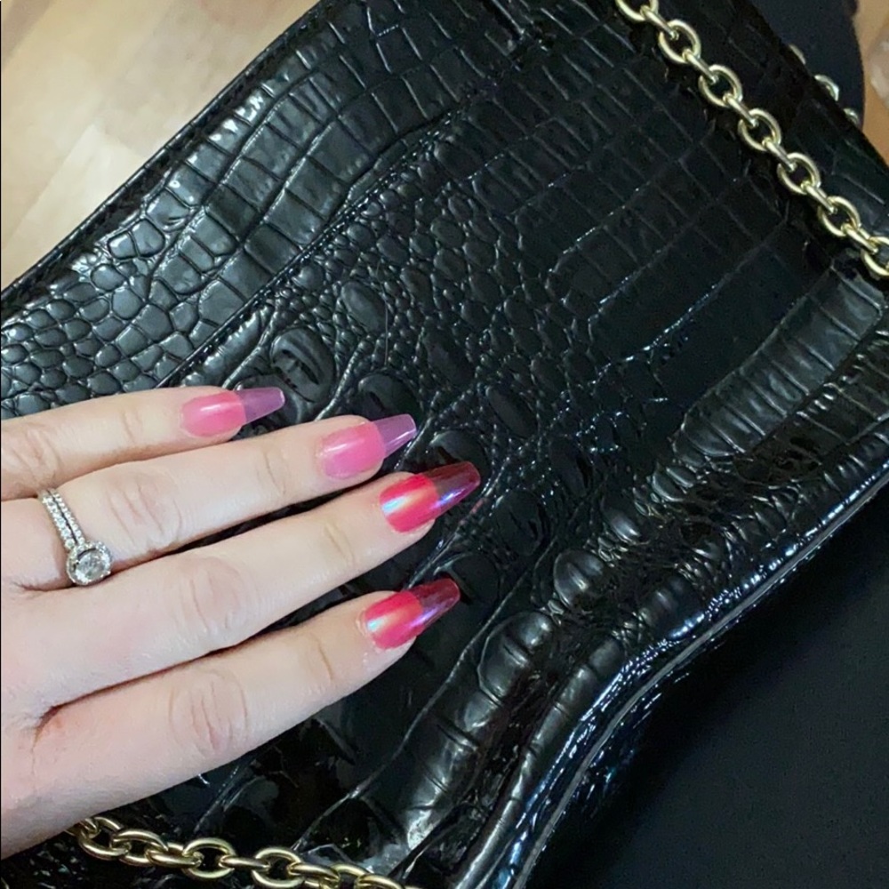 VINTAGE STYLE ANNE KLEIN CROC PATENT CHAIN BAG - Picture 6 of 6